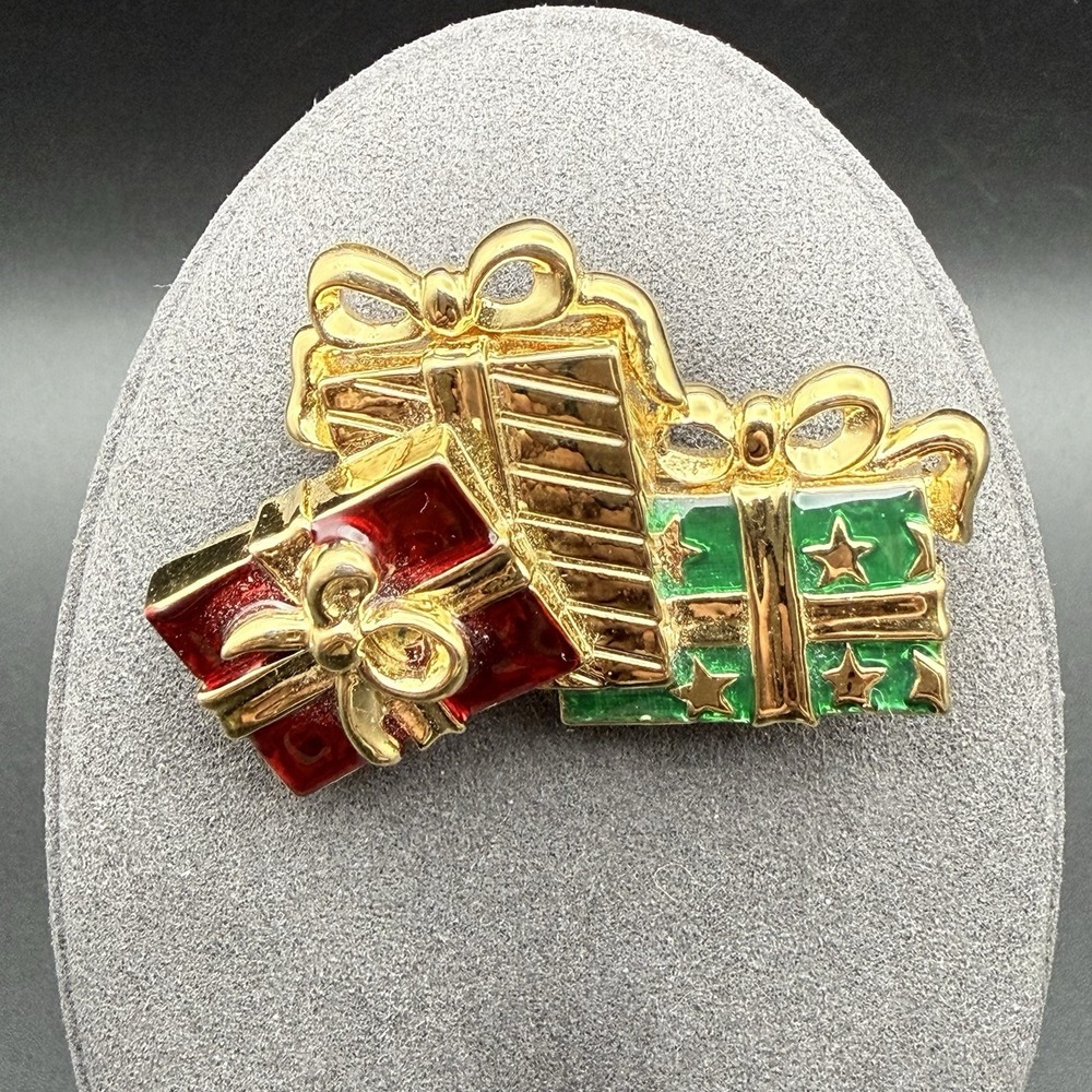 Vintage Christmas Presents Brooch Shiny Gift Box Bows Star Fun Holiday Party Pin